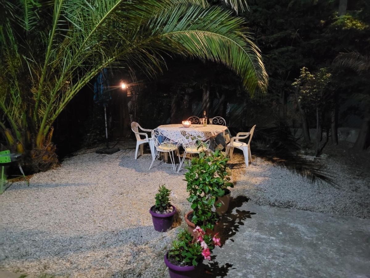 Villa La Desiree - Haut De Villa, 68M2, 8 Personnes Max, Climatise, 4 Etoiles, 120M2 De Jardin Et Parking, Wifi, Vu Mer Antibes Exterior photo